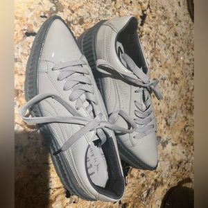 Fenty by Rihanna pumas